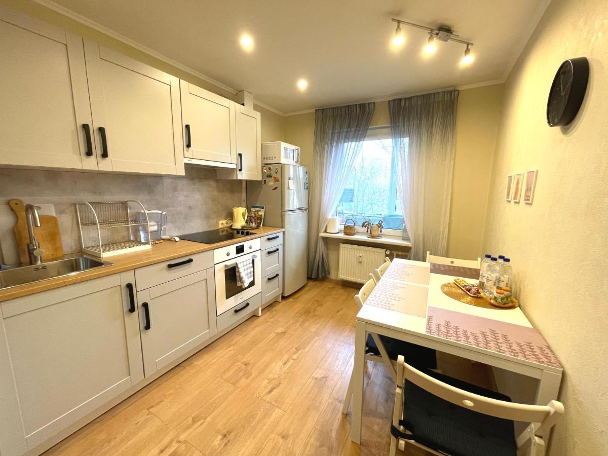 Cozy Home Apartment Lielvardes, Free Parking, Self Check-In 里加 外观 照片